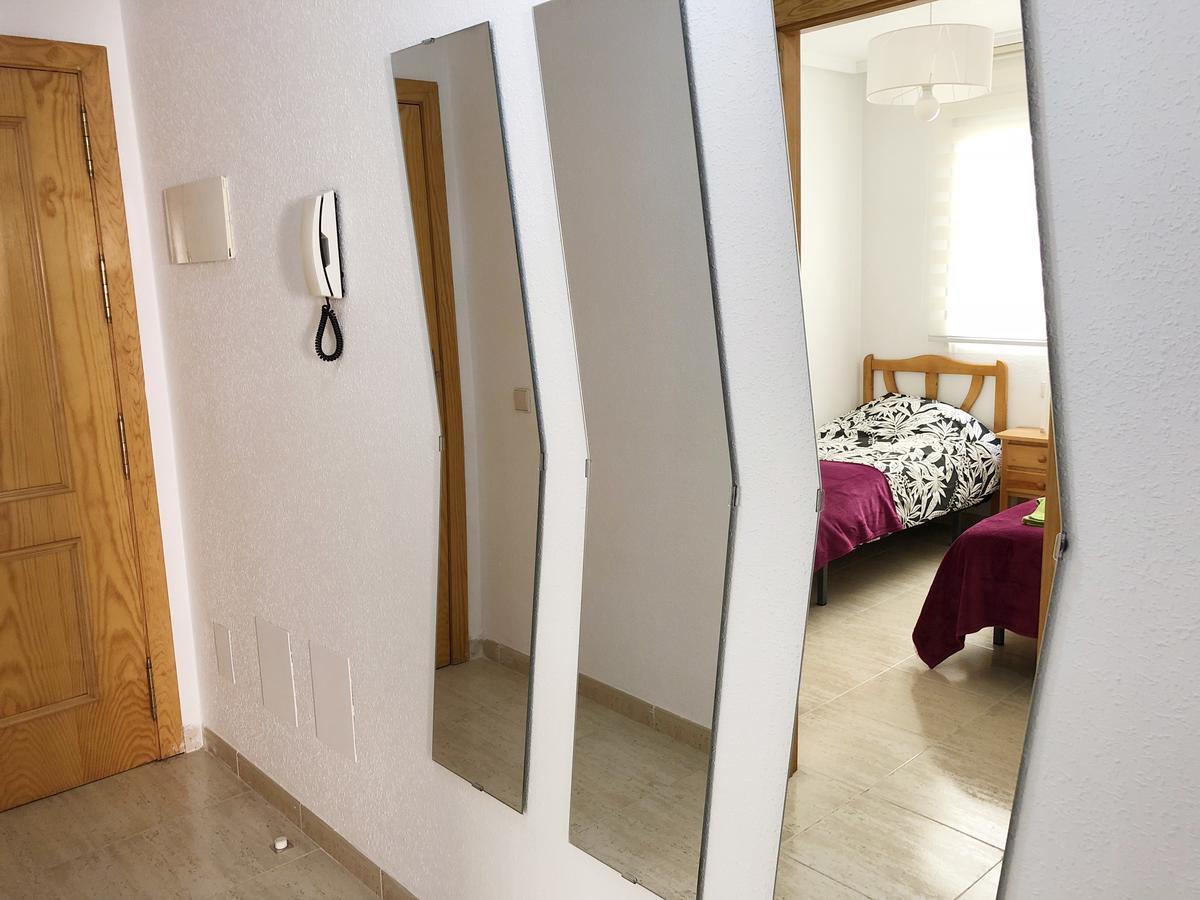 Apartamento Laloma 72 Торевиеха Екстериор снимка