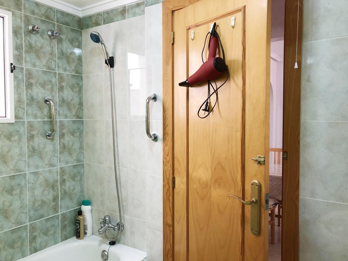 Apartamento Laloma 72 Торевиеха Екстериор снимка
