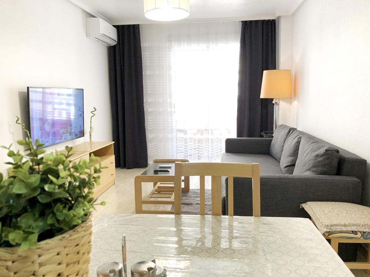 Apartamento Laloma 72 Торевиеха Екстериор снимка