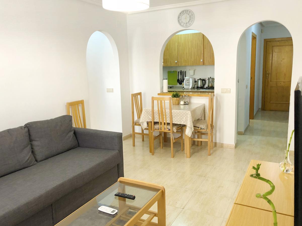 Apartamento Laloma 72 Торевиеха Екстериор снимка