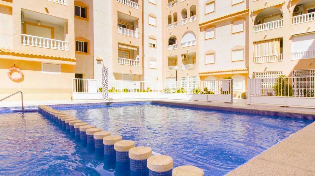 Apartamento Laloma 72 Торевиеха Екстериор снимка